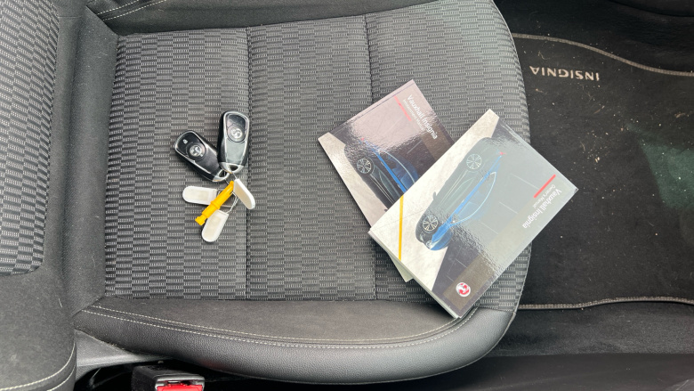 Vauxhall Insignia 1.5T SRi 5dr Petrol Hatchback